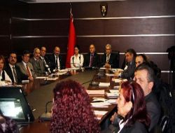 Ev Eksenli Çalışan Kadınlar Çalışma Haklarından Yararlanmak İstiyor!