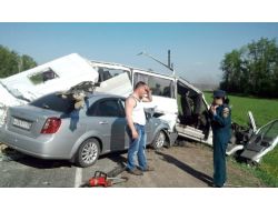 Rusya’da Trafik Kazası:10 Ölü