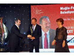 Behçet Saatcı, Yılın İlçe Belediye Başkanı Seçildi