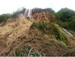 Heyelanla Yıkılan Güney Şelalesi Daha Güzel Olacak
