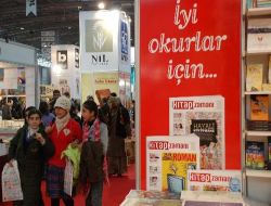 Fuarda Yayınevleri Kitapseverleri İndirimle Karşılıyor