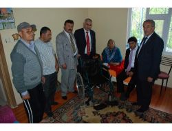 Aydıncıkta 8 Engelli Vatandaşa Akülü Araba Ve Tekerlekli Sandalye Verildi