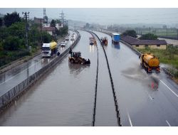 SAKARYA'DA SAĞANAK YAĞIŞ