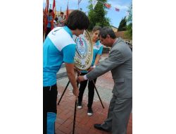 Manavgat'ta Gençlik Haftası Halk Oyunları Gösterisiyle Başladı
