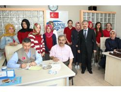 Adanalı Öğrenciler Afrikalı Katarakt Hastalarına Işık Oldu