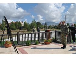 Hayri Kıvrıkoğlu, Denktaş'ın Mezarını Ziyaret Etti!