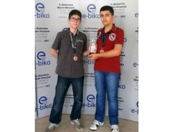 Ödemiş Özel Birgivi Koleji E-biko'da Dünya 3.sü Oldu