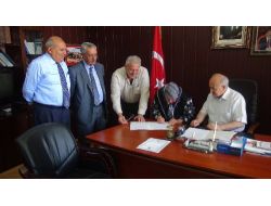 Ceyhanlı Hayırsever: Çocuklar Okusun, Terörist Olmasın Yeter