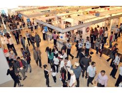 İş Arayanlar 1. Balıkesir İnsan Kaynakları Ve İstihdam Fuarı'na Akın Etti