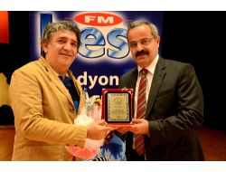 Kampüste Ünlü Vardı