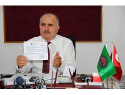 Antalya Bölgesinde Pamuk Çapalama Yevmiyesi 33 Lira Oldu