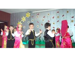 Burç Ceyhan Koleji Minik Öğrencileri Hünerlerini Sergiledi