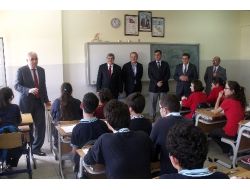 Vali Çakır, Ardeşen'de Okulları Ziyaret Etti