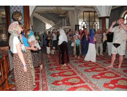 Anket Sonucu: Ruslar İslam Dinine Karşı Ön Yargılı Değil