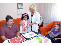 Doğuştan Böbrek Hastası Küçük Mine, Nakil İçin Gün Sayıyor