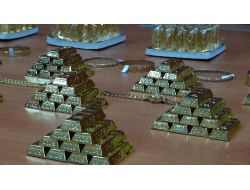 Bankadan Para Çeken Yaşlılara Külçe Altın Tuzağı