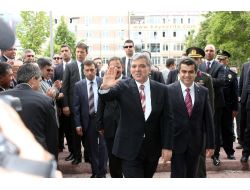 Gül: Rusya Ve Çin Çözüm Sürecinin İçinde Yer Almalı