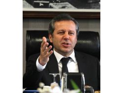 Kadınlar Gençken, Erkekler Yaşlandıkça Aile İçi Şiddete Maruz Kalıyor