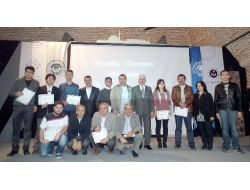 Osmanlıca Kursunu Başarıyla Bitiren Kursiyerlere Sertifikaları Verildi