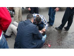 Dolmuş Şoförlerinin Darp Ettiği Sürücü Yaralandı