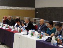 Akil İnsanlar Heyeti Muş'ta Stk Temsilcileri İle Bir Araya Geldi