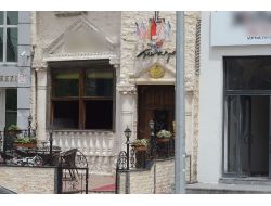 Gaziantep'te Eğlence Mekanı Önüne Atılan Paket Patladı, Bir Kişi Yaralandı