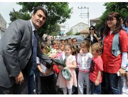 Minik Öğrenci Başkan Dündar’dan Park Sözünü Kopardı