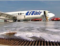 İniş Yapan Uçağın Tekeri Alev Aldı