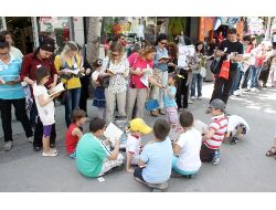 Sakarya'da Kitap Okuma Etkinliği Düzenlendi