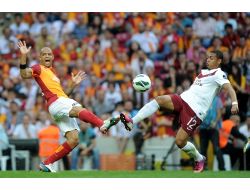 Şampiyon Galatasaray, Trabzonspor'u Ağırlıyor