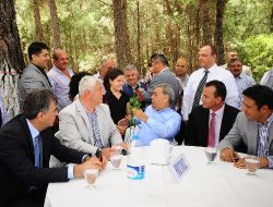 İzmir’de Minibüsçüler De Toplu Ulaşım Sistemine Dahil Olacak