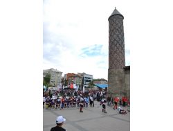 19 Mayıs Atatürk'ü Anma, Gençlik Ve Spor Bayramı Coşkuyla Kutlanıyor