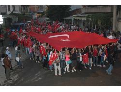 Edremit'te Chp’liler Fener Alayı Düzenledi