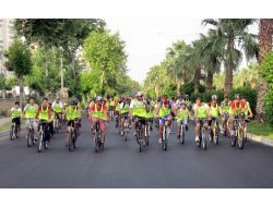 Uyuşturucuya Dikkat Çekmek İçin Pedal Çevirdiler