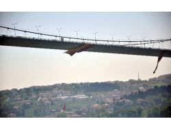 Boğaziçi Köprüsü’nde Galatasaray Bayrağı