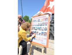 13 Yıl Önce Denize Açılan 2 Kayığın Alabora Olması Sonucu Ölen 38 Kişi Anıldı