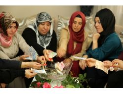 Gün Parasıyla 30 Yetime Annelik Yapacaklar