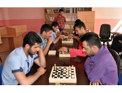 Myo Öğrencileri Satranç Turnuvasında Ter Döktü