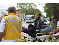 Karşıt Görüşlü Öğrenciler Kavga Etti: 5 Yaralı