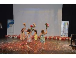 İspanya'da Kültür Festivali Coşkusu