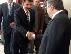 Bartın'a Tayin Olan Vali Çınar, Personelle Vedalaştı