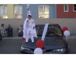 'Sünnet Cerrahi Bir İşlem, Hastane Ortamında Yapılmalı'