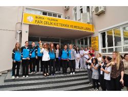 Faik Çelik Meslek Lisesi Kızları Türkiye Şampiyonu