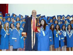 Genç Ebe Ve Hemşireler Yemin Etti