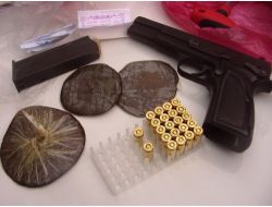 Uşak Polisi İki Günde Yaklaşık 37 G. Esrar Ele Geçirdi