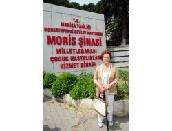Moris Şinasi'nin Kızı, Moris Şinasi Çocuk Hastanesi'ni Ziyaret Etti