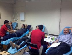 İzmir'deki Çağlayan Matbaası Çalışanları 137 Ünite Kan Verdi