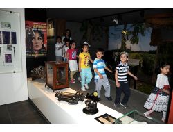 Yılmaz: Gelinlikten Kaskete Kadar Geçmişe Işık Tutacak Eşyaları Bize Getirin