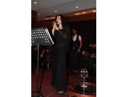 Fatih Kısaparmak'ın ‘bu Adam, Benim Babam’ Türküsü Film Oluyor