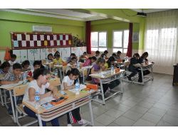 Gülen Koleji, ‘altın Çocukları’ Ödüllendirdi